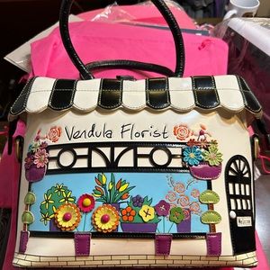 Vendula London Florist Shop grab bag